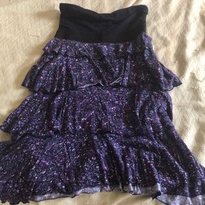 Strapless stretchy bodycon dress w/ purple ruffle